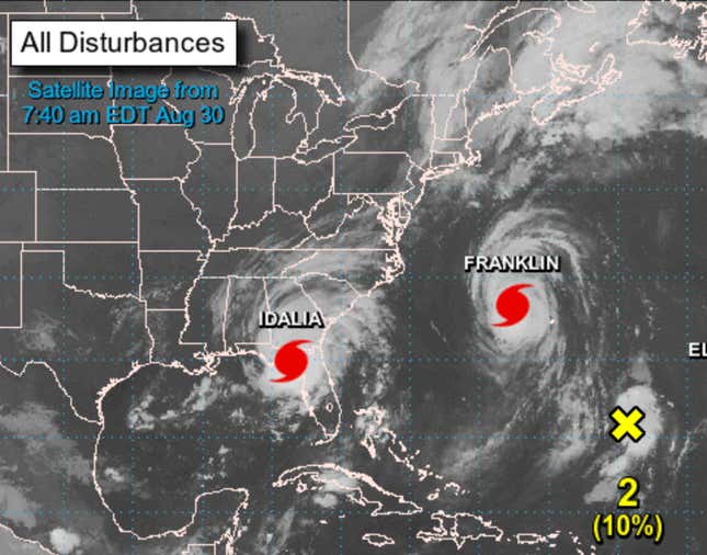 خريطة لإعصار إداليا فوق فلوريدا في 30 أغسطس 2023. 